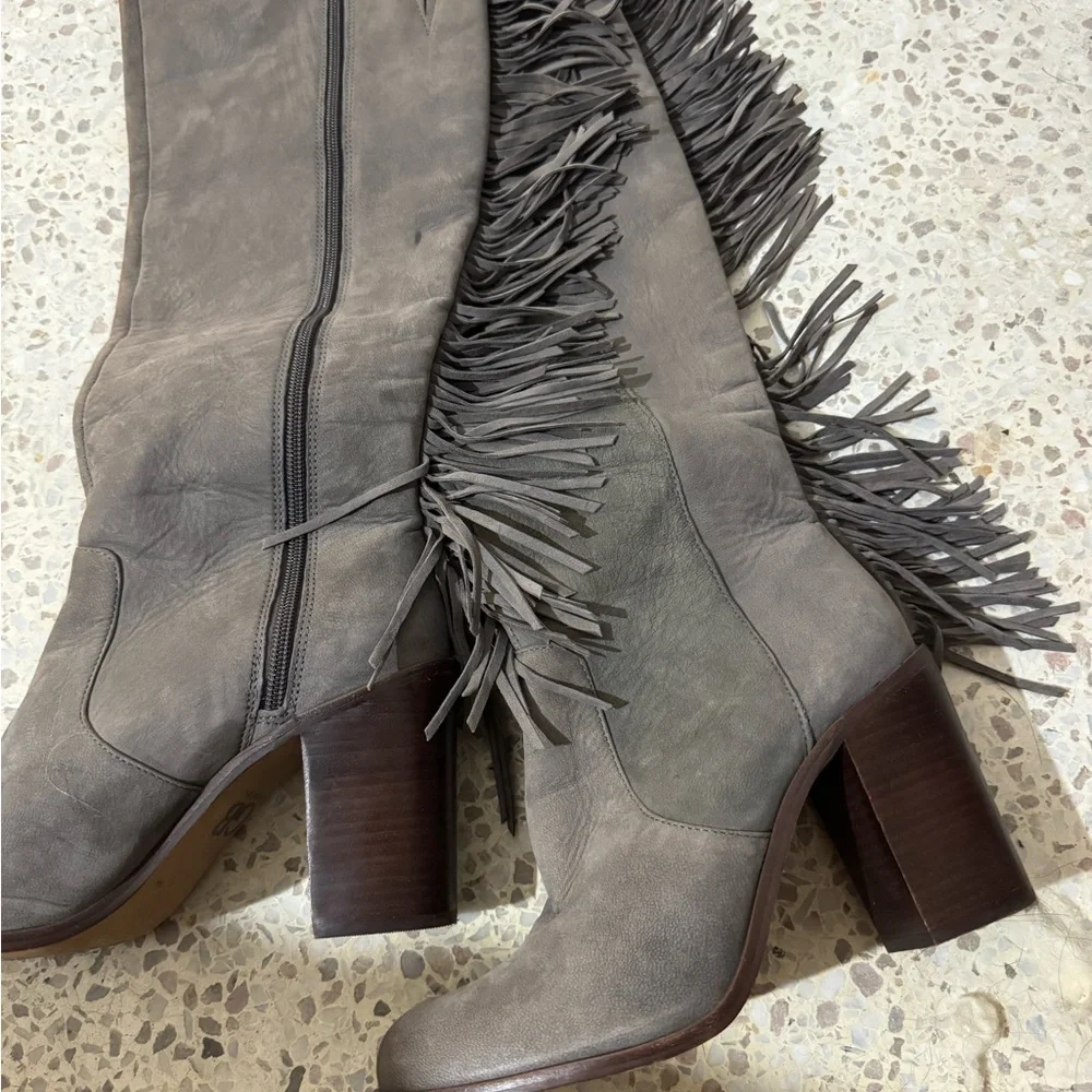 Fringe Knee-High Boots - Gray - Picture 2 of 3